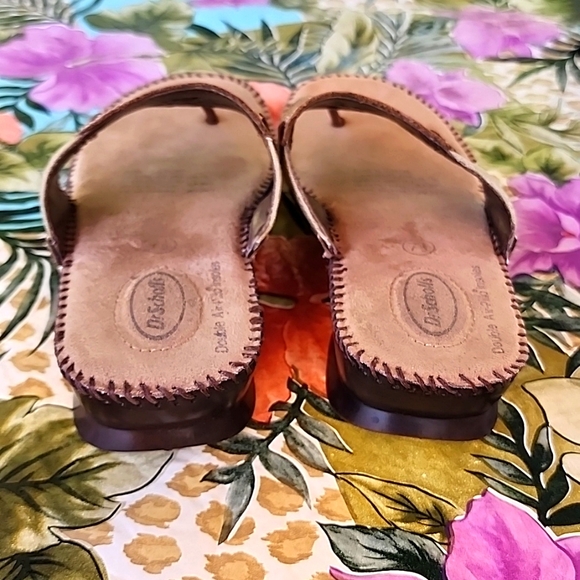 Summer Soft Tan Suede Flip-flops - Picture 5 of 8